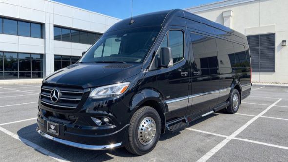 10 passenger sprinter van elizabeth