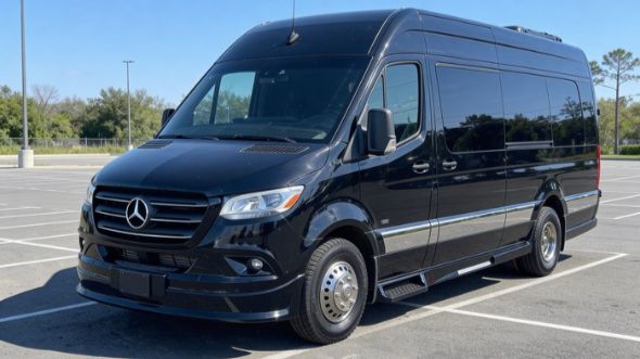 elizabeth 8 passenger sprinter van